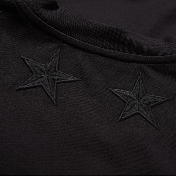 GIVENCHY EMBROIDERED STAR TEE, BLACK SZ S, EUC - Picture 4 of 10